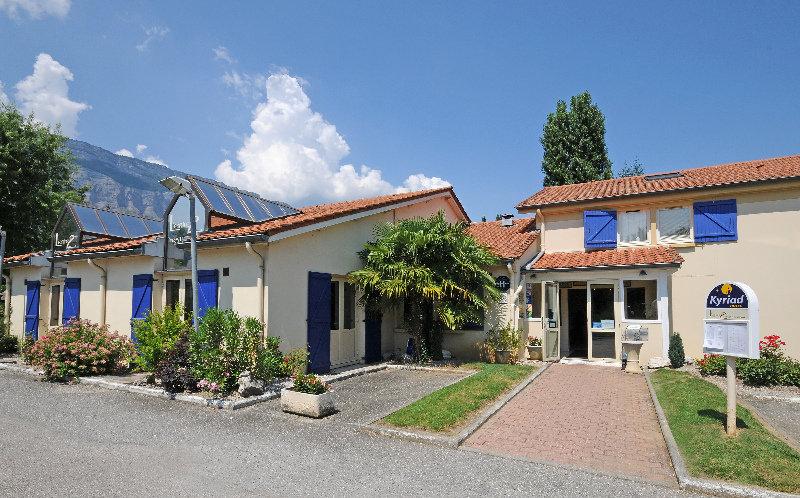Comfort Hotel Grenoble Meylan Esterno foto