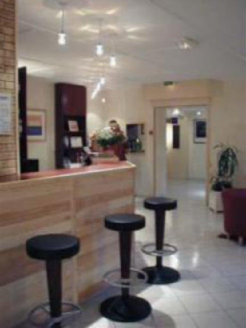 Comfort Hotel Grenoble Meylan Ristorante foto