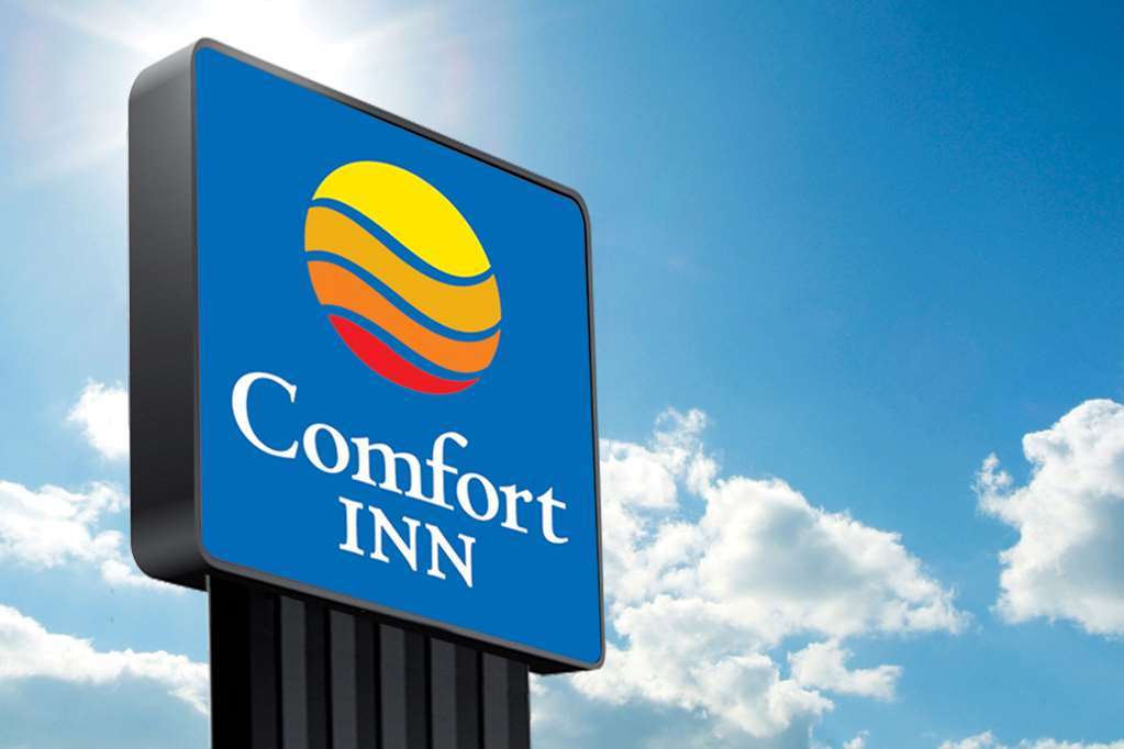 Comfort Hotel Grenoble Meylan Esterno foto