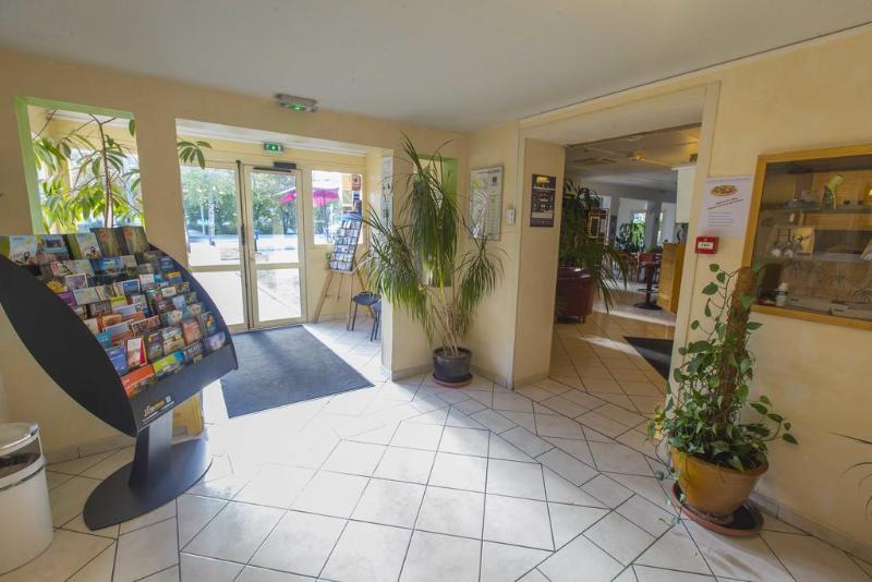 Comfort Hotel Grenoble Meylan Esterno foto