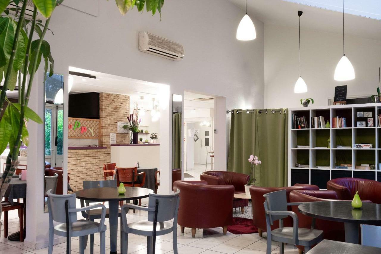 Comfort Hotel Grenoble Meylan Esterno foto