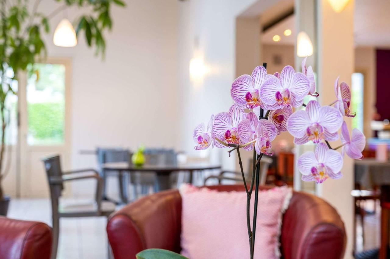 Comfort Hotel Grenoble Meylan Esterno foto